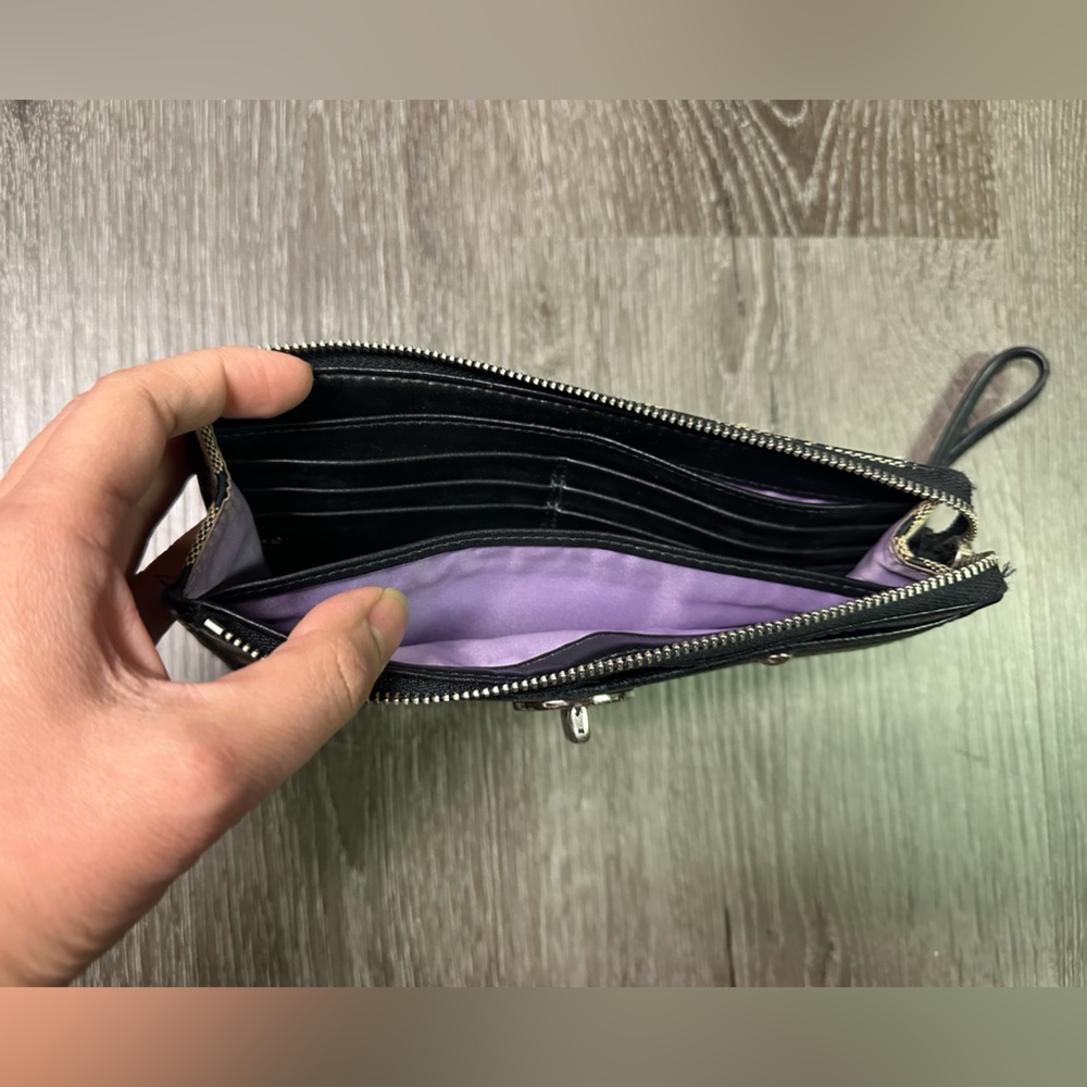 Women’s Coach Wallet - Picture 3 of 4